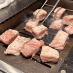 焼肉ホルモン 新井屋 にかい - 