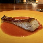 蒼 - 愛媛 藤本さんより 神経締め マナガツオのムニエル
      余市 木村さんのトマトのソース