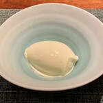 蒼 - 比内地鶏卵と花の香酒造 赤酒のアイスクリーム