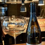 蒼 - Vincent Girardin
      Meursault 1er Cru 'Les Charmes-Dessus' 2016
      ムルソー・プルミエ・クリュ'シャルム'