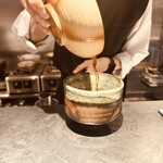 ことわりをはかるみせ ばんどう - 注ぎます