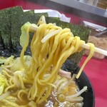 ラーメン 杉田家 - 麺リフト