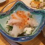 酔食家 虎と猫 - 本日のポテサラ　赤えびといくらのせ