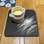 タカナシミルクレストラン - デザートにはプリンを選びました！