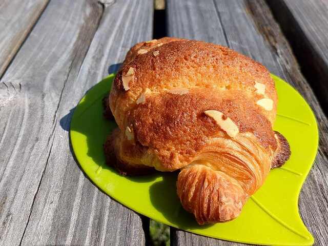 ピコロ （PICCOLO） - 新静岡/パン | 食べログ