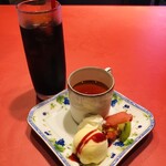 欧風カレー 白山舎  - 