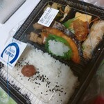 ほっともっと 草加西口店 - 鮭幕の内弁当　開封前