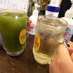 金町製麺 - 乾杯（ハイボール＆お茶ハイ）