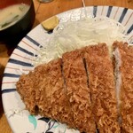 とんかつ専門店かつ屋 - 