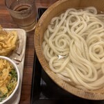 丸亀製麺 - 