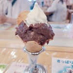 鈴ひろ庵 - あずきソフトクリーム(410円)