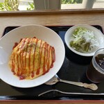 レストラン　ローザ - オムライスにサラダとアイスコーヒー