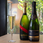 鉄板焼 天晴れ - 乾杯におすすめ！なみなみスパークリングワイン