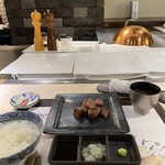 鉄板焼き ステーキ 湛山 - 