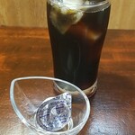 キッチン ブルー グローブ - アイスコーヒーのアップ