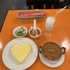 サリナ - インド海軍カレーセット（ジャガイモとナスのカレー〈激辛〉、ライス、ラッシー）