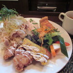 ジュイップ - 薬味をのせたポン酢ソースの豚しゃぶ900円