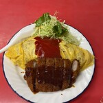 泰養軒 - オムライスとんかつのせ普通盛り　とはいえかなりの量