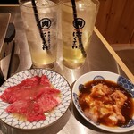 Taishuu Yakiniku Horumon Nikusawa - 