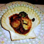 志喜亭 - 海鮮のバーベキューソース焼き　海老が美味しかった