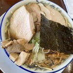 ケンちゃんラーメン - 油普通小チャーシュー