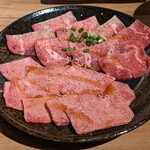 焼肉 牛猿 - 