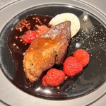 Cantina GIOIOSO - 前菜2 フォアグラとベリーのソースとモッツァレラ