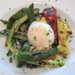 ICARO miyamoto - 季節野菜のグリリア冷製盛り合わせと自然卵のアンチョビ風味