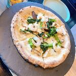 800°DEGREES ARTISAN PIZZERIA - 