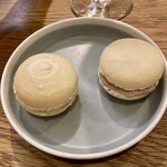 213091894 - フォアグラのマカロン・レモン風味　400円/個