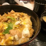 炭焼親子丼の店 鶏玉 - 炭火親子丼 味噌汁付