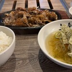 焼肉&手打ち冷麺 二郎 柳橋店 - A5焼肉定食 肉並盛り 1320円。