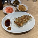一風堂 桶川店 - 博多ひとくち餃子（ハーフ）と、無料の高菜・辛もやし・紅生姜