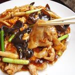 中華料理 京華茶楼 - キクラゲ、玉子、豚肉の炒め850円（ランチは、ライス、チャーハンおかわり自由）