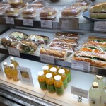 C'EST UNE BONNE IDEE - 料理 冷蔵品