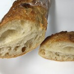 C'EST UNE BONNE IDEE - バゲット 断面