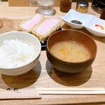 とんかつ成蔵 - 