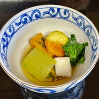 喜楽 - 焚き合わせ　冬瓜、里芋、茄子、人参、南瓜、モロヘイヤ