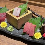 海鮮と釜飯のお店 魚義 - 生本鮪食べ比べ二種