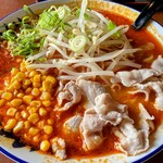 京屋台味ラーメン みやこいち - ぶたしゃぶ辛みそ 930円
            大盛り 160円