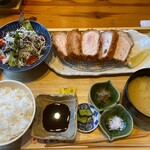 とんかつ処 とんぞう - 