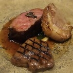 レストラン ナズ - ザブトン、ホゲット、レバー