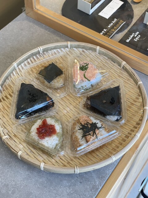 327@oni cafe （サンニナナ@オニカフェ） - 姫松/おにぎり | 食べログ