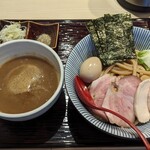 長男、もんたいちお - 