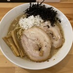 Niboshi Ramen Kawamura - 背あぶら煮干らーめん 1,200円