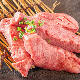 Rare tongue and top ribs ◆High-quality Kuroge Wagyu beef available at reasonable prices