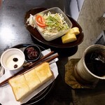 豆の樹 - B サラダ付きモーニング +100円