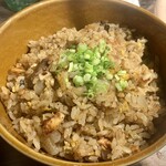 ホルモン コウ - ガーリックチャーハン