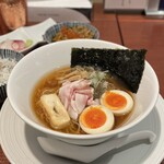 酒肴場 屯 - 冷やし煮干らぁ麺¥1100、ねぶた漬け丼¥400→¥100、海鮮丼¥500
