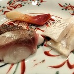 湯島天神下 すし初 - 北寄貝　真鯛　勘八